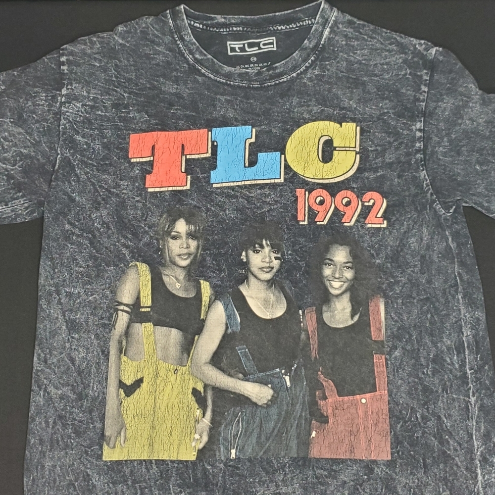 Tee shirt